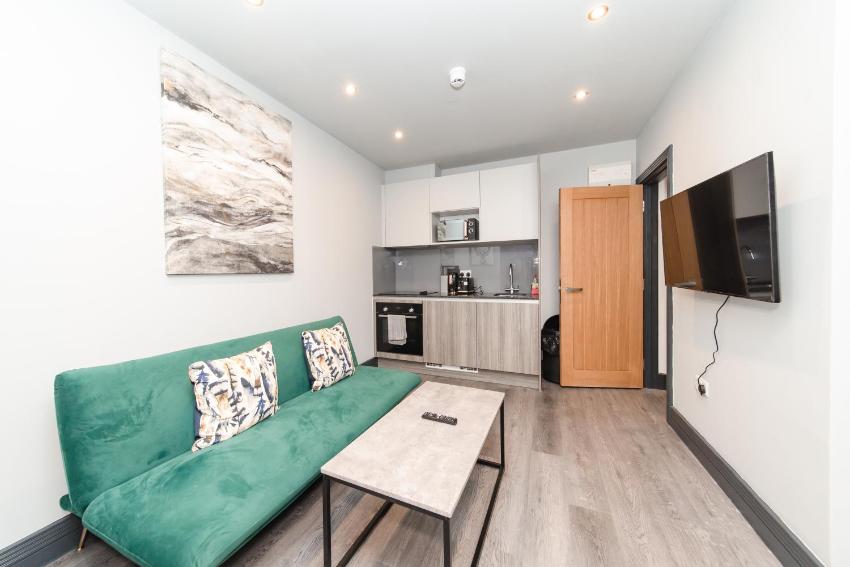 High Quality Two Bedroom Serviced Apartment Slp5 SHYI