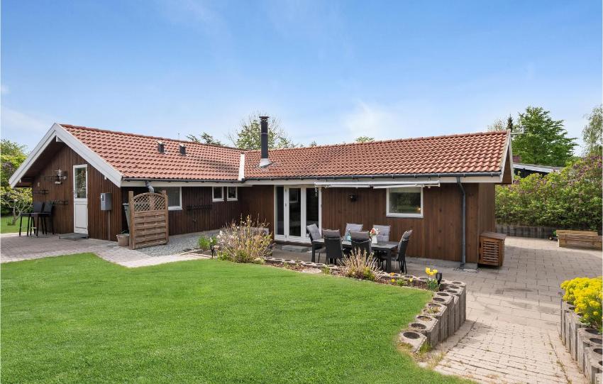Awesome home in Vejby with 2 Bedrooms