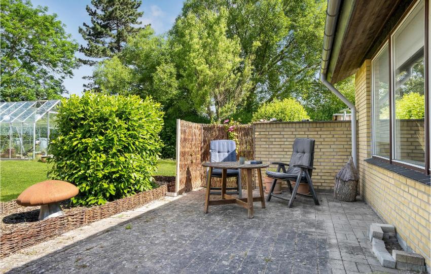 Amazing home in Kirke Hyllinge with 2 Bedrooms and WiFi