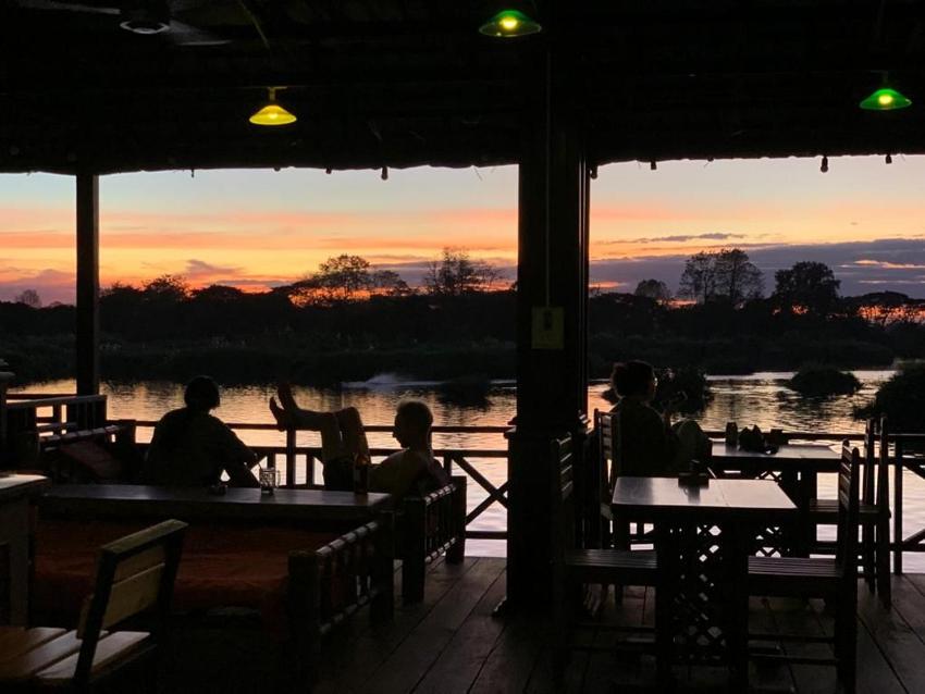 Ois Place - Sunset Side