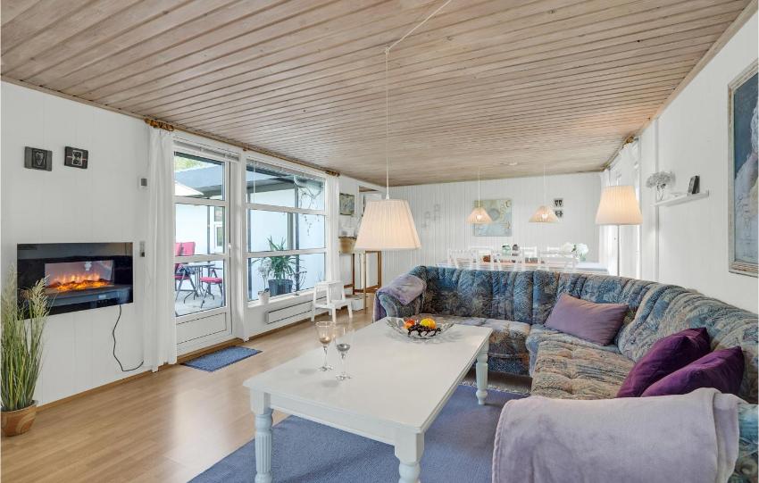 Nice home in Augustenborg with 2 Bedrooms and WiFi