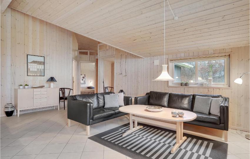 Holiday home Fyrrelunden Dnmk IV