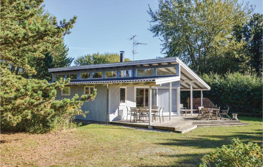Four-Bedroom Holiday Home in Sjallands Odde