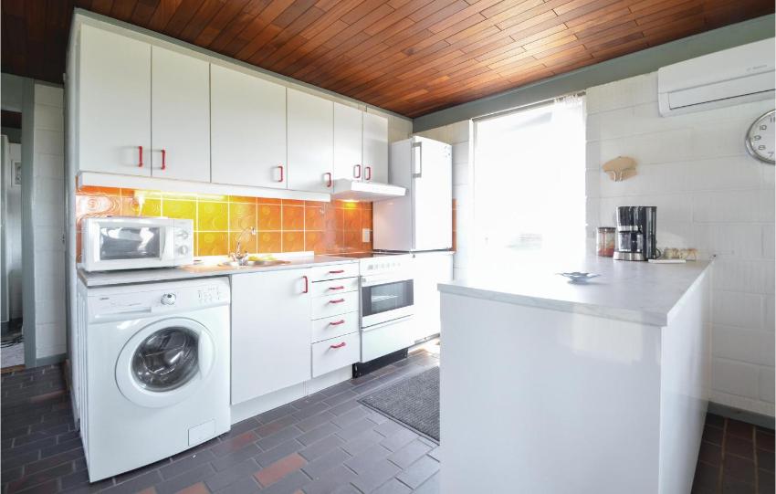 Three-Bedroom Holiday Home in Frostrup