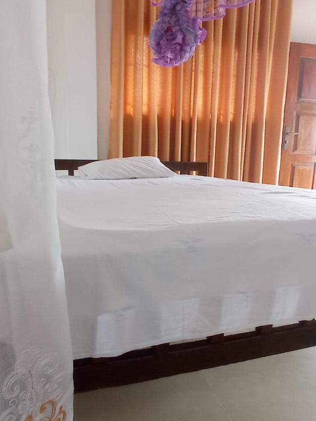 Weligama Elite Guest