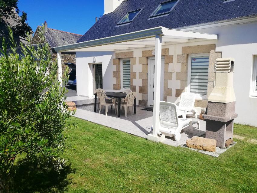 Maison de 2 chambres avec jardin clos et wifi a Paimpol a 1 km de la plageEL