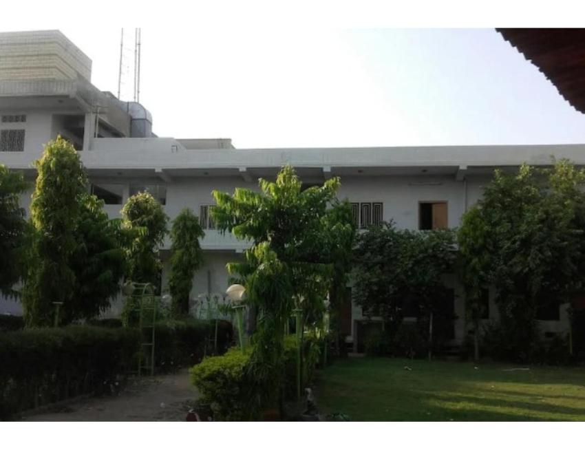 Hotel Shiv Palace , Sikar