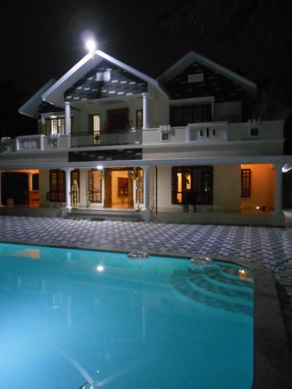 Thushara swimming pool villa