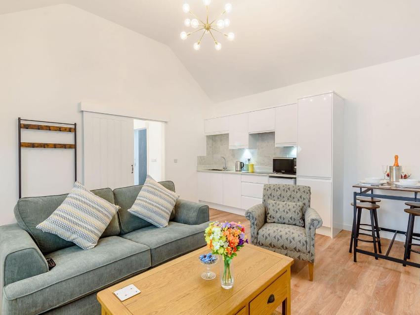 UK39735 - Bay Cottage 2