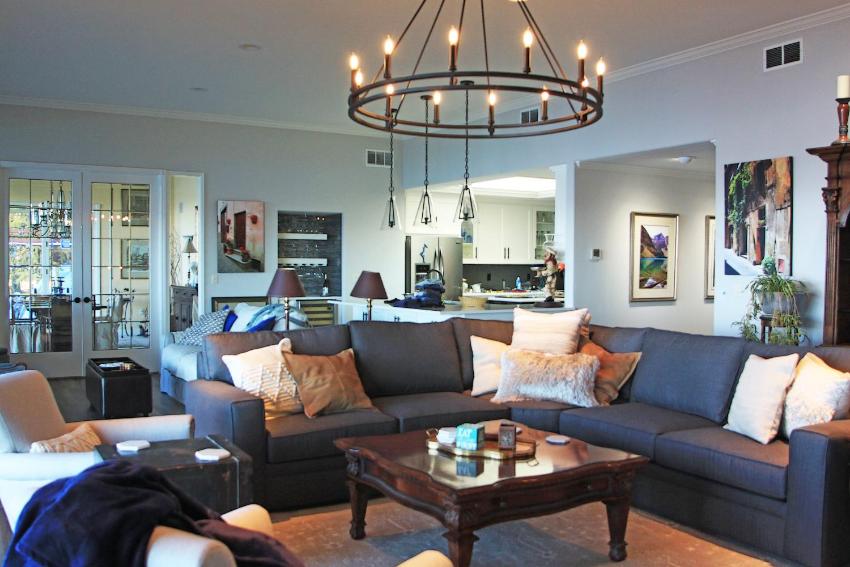 LAKE SONG OVERLOOKING LAKE COEUR D ALENE