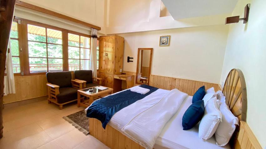 Purnima Hotel -Mountain & River View