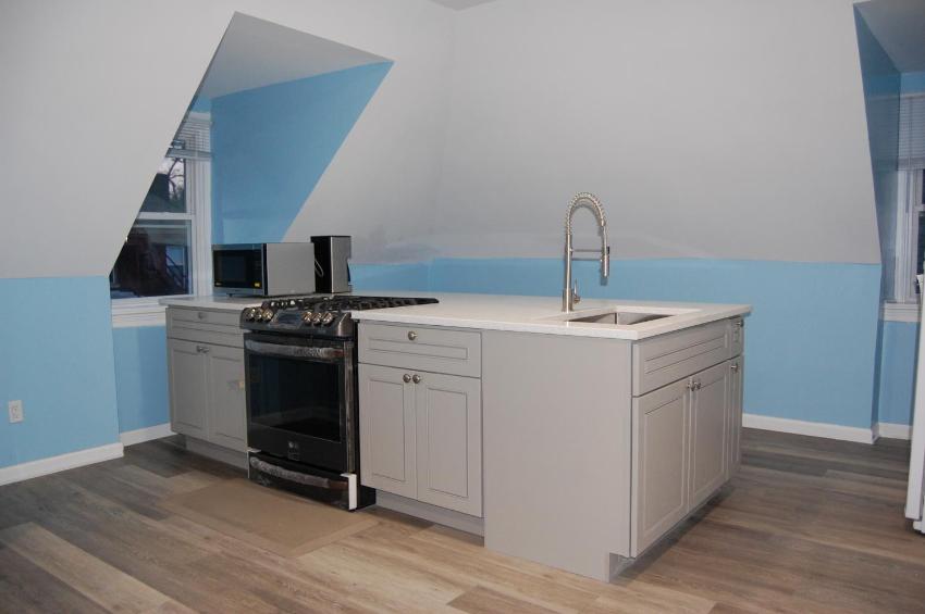 Newly remodeled apartment in friendship/ shadyside