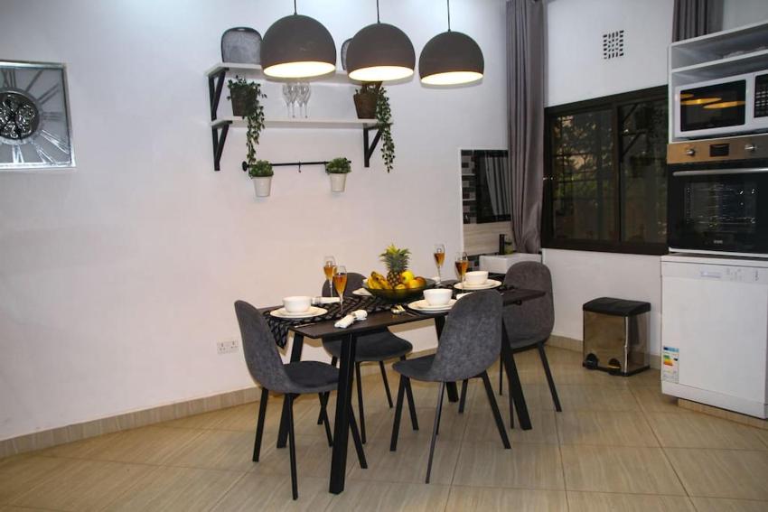 Kijivu Suites 1, Njiro