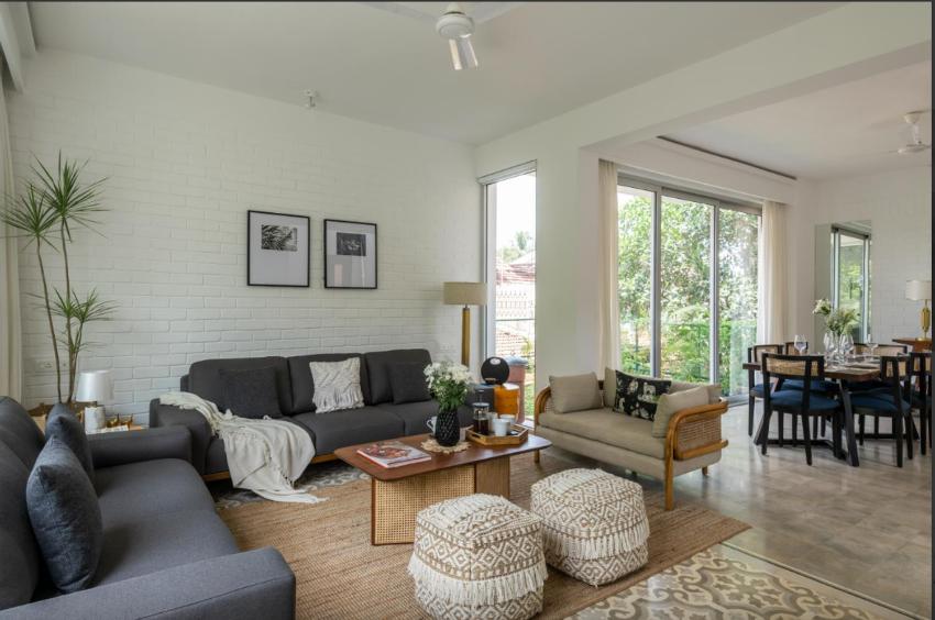 Super Luxury Villa with Pvt Pool and Pvt Garden