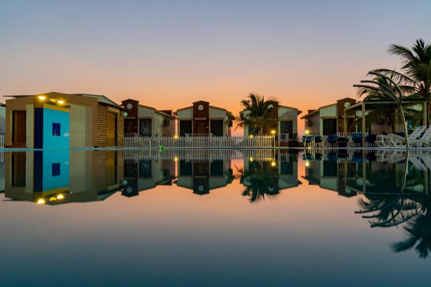 Flamingo Club & Resort