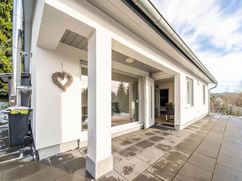 Refurbished holiday home in Suhl with a large terrace