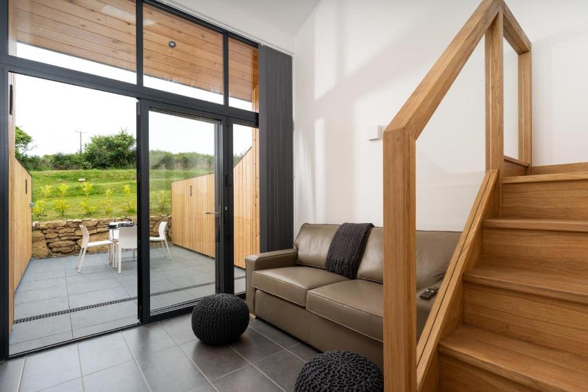 Mini Lodge in the Cornish Countryside