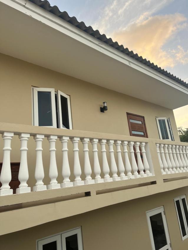 Brebella near Kokomo Beach 2 Bedroom apartment