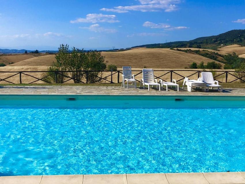 Lovely home between Volterra and San Gimignano