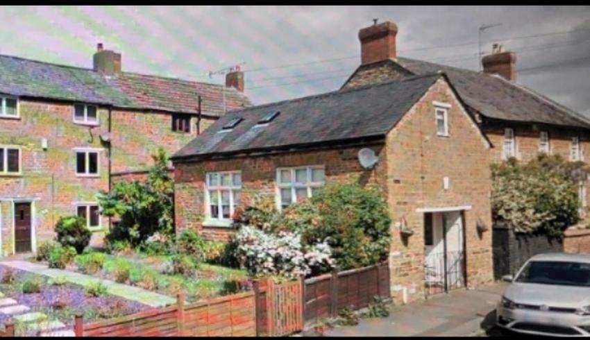 Fully Detached Cottage House Loddington Kettering