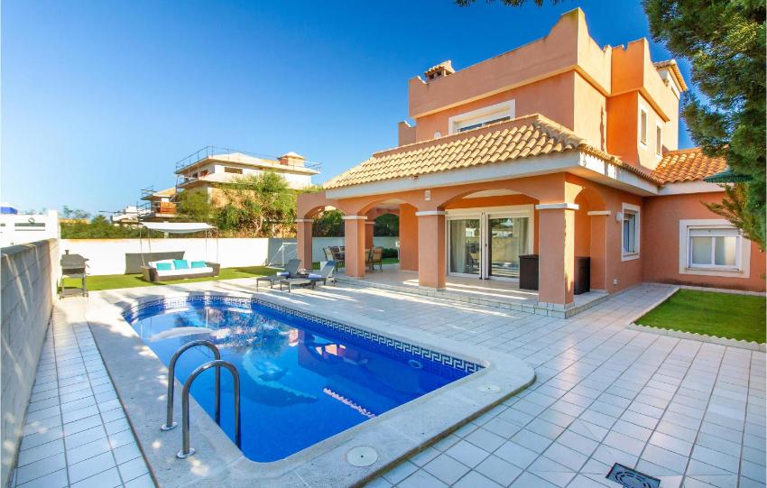 Beautiful home in La Manga with Outdoor swimming pool and 4 Bedrooms