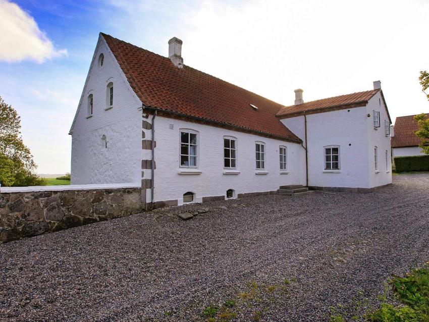 Modern Holiday Home in Bedsted Thy Jutland with Whirlpool