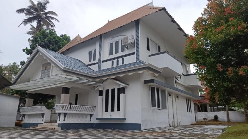 Sea Nestle Cherai Beach