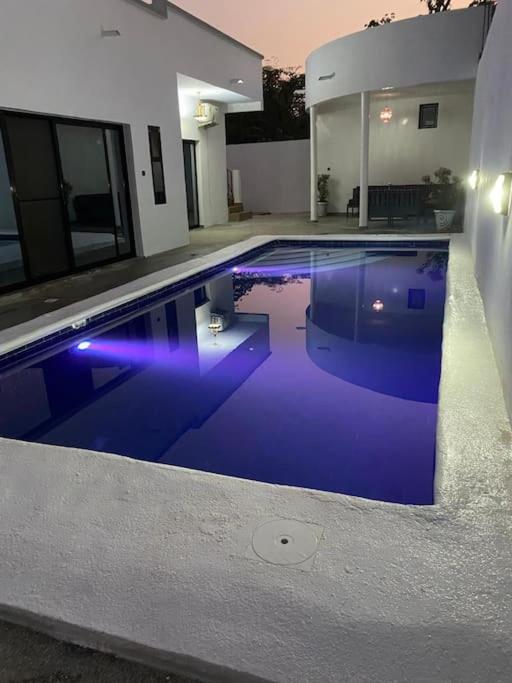 Belle villa située a Saly center