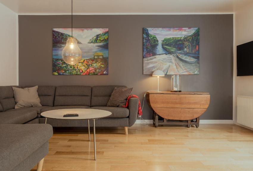 Spacious / 3 BR house / Nature