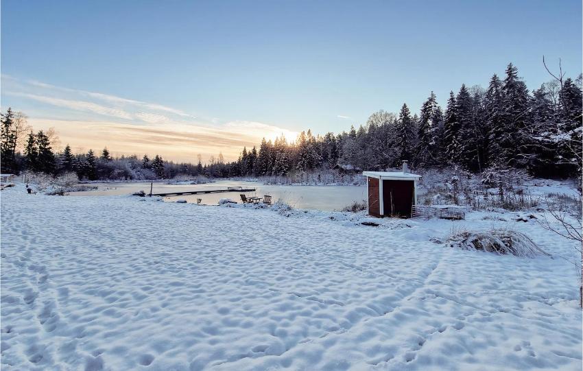Beautiful home in Frgelanda with Sauna, WiFi and 2 Bedrooms