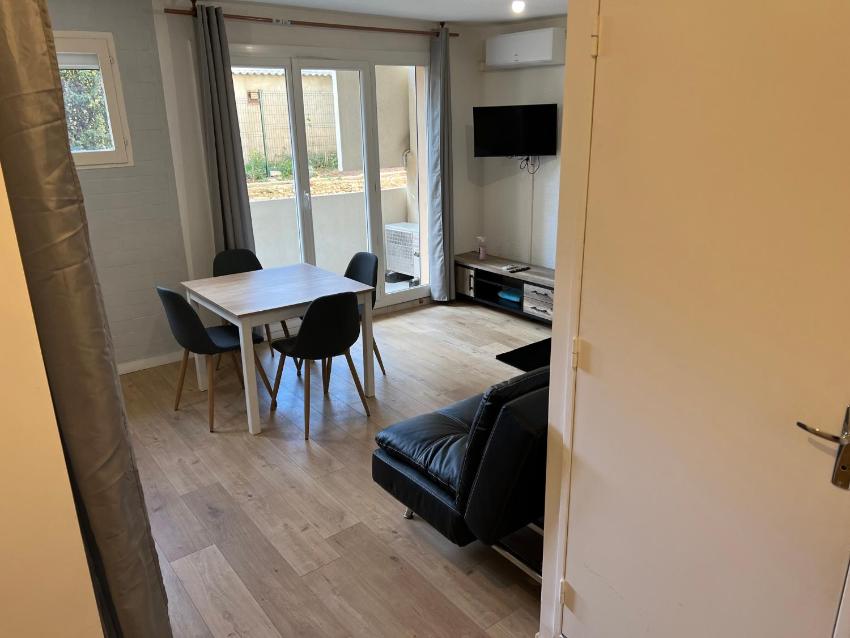 A Narbonne studio quartier Horte neuve