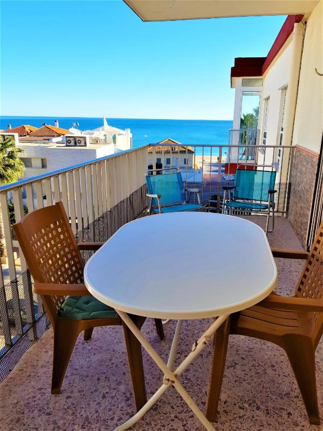 3 bedrooms appartement at Tavernes de la Valldigna 50 m away from the beach with sea view furnished terrace and wifi