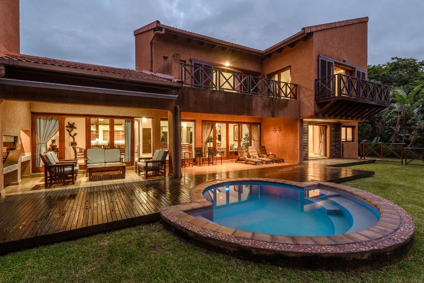 San Lameer Villa 403 - Four bedroom Luxury - 8 pax - San Lameer Rental Agency