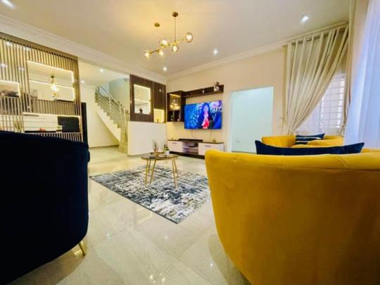 Cozy 4 Bedroom Duplex Lekki Phase 1