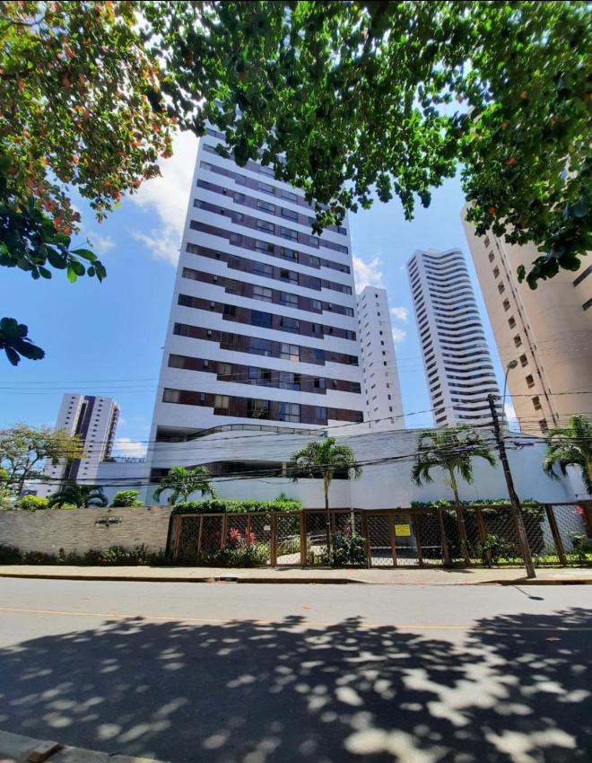 Apartamento em recife casa forte