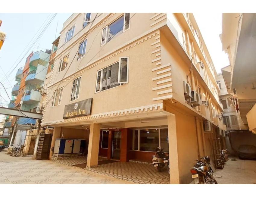 Hotel Aastha Inn, Golambar