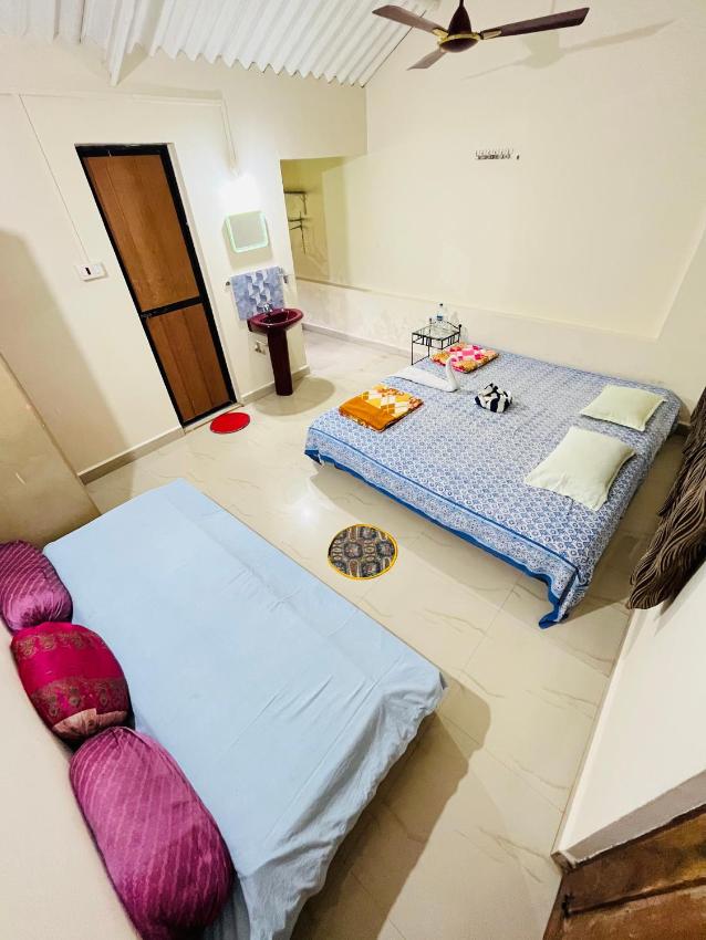 Roma John Guesthouse