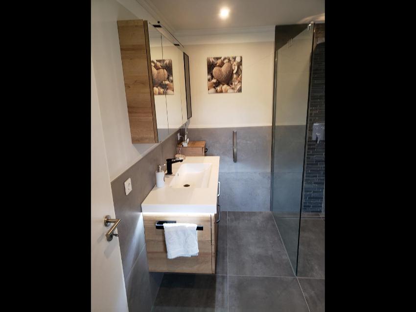 NEU! Ferienhaus mit Whirpool und Kamin