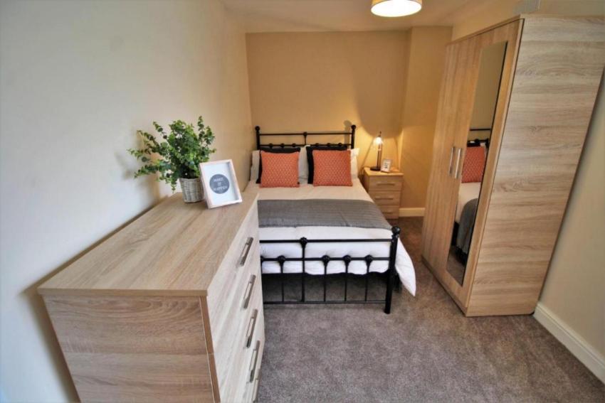 En Suite Rooms in Coventry, SK