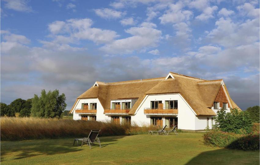 Beautiful apartment in Putbus-Rgen with 1 Bedrooms and WiFi