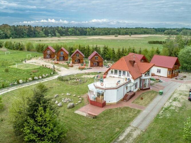 Holiday cottages in a quiet area, Mielenko