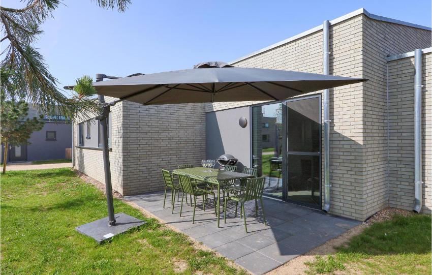 Amazing home in Lembruch-Dmmer See with Sauna, WiFi and Indoor swimming pool