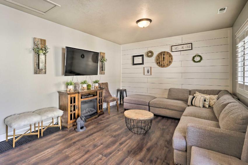 Woods Cross Vacation Rental with Hot Tub!