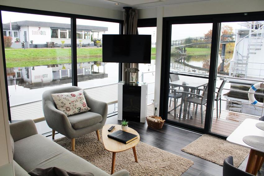 HB 2 - Hausboot Bad Bederkesa