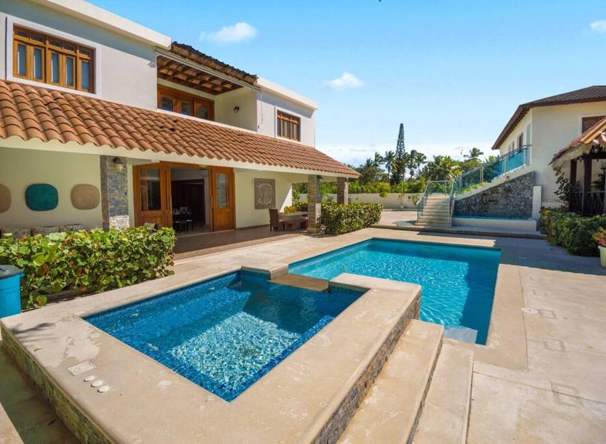 6 Bedroom Ocean Access Luxury Villa In Sosua