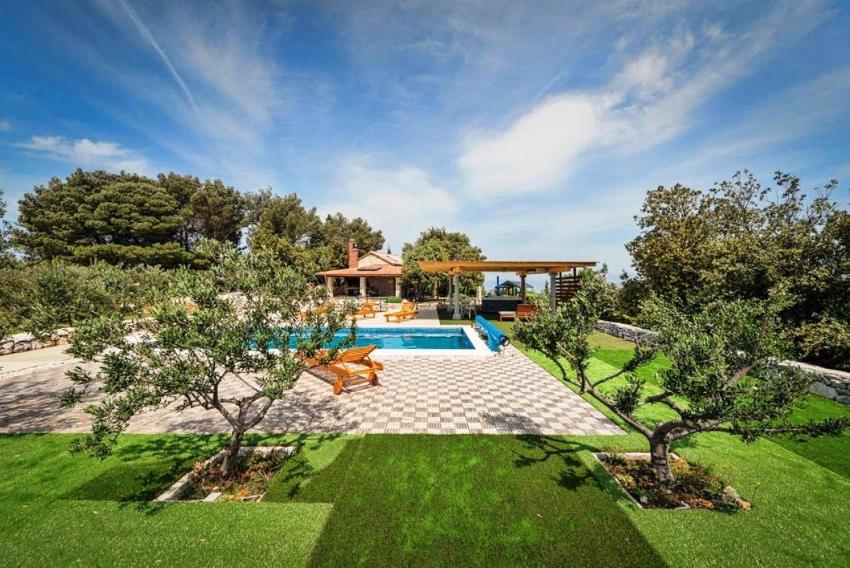 Ferienhaus mit Privatpool für 9 Personen ca 170 m in Donji Humac, Dalmatien Mitteldalmatien