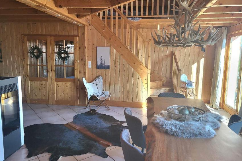 Very nice and bright 210 m with sauna and spa