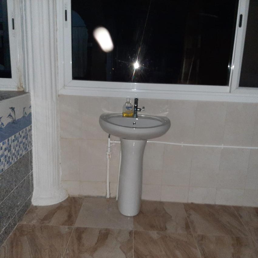 Appartement luxueux spacieux avec vue panoramique sur saly, piscine enfant