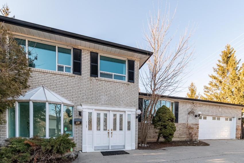 Family & Corporate stay home in Mississauga