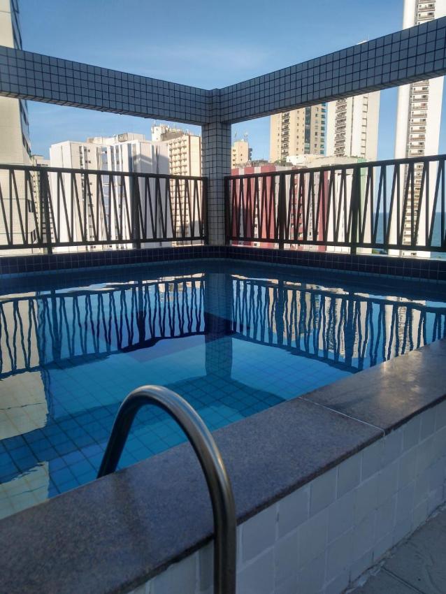 Lindo Apartamento com piscina à 100m do MAR